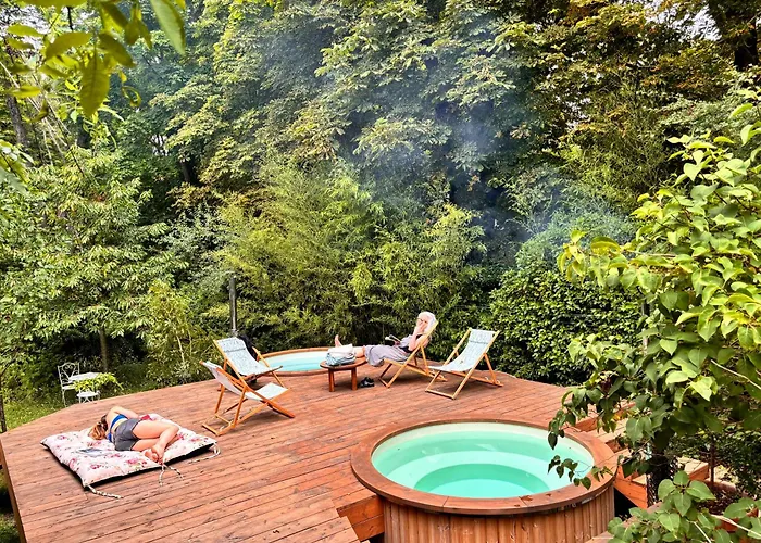 Maison Des Marronniers Bed & Breakfast
