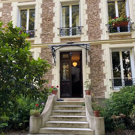 Bed & Breakfast Maison Des Marronniers Ris-Orangis