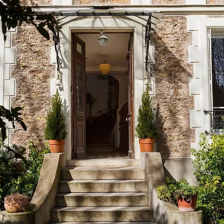 Bed & Breakfast Maison Des Marronniers Ris-Orangis
